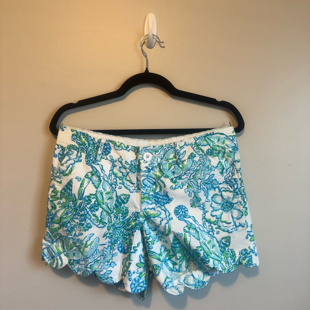Lilly Pulitzer Women’s Floral Scallop Shorts - Blue & Green